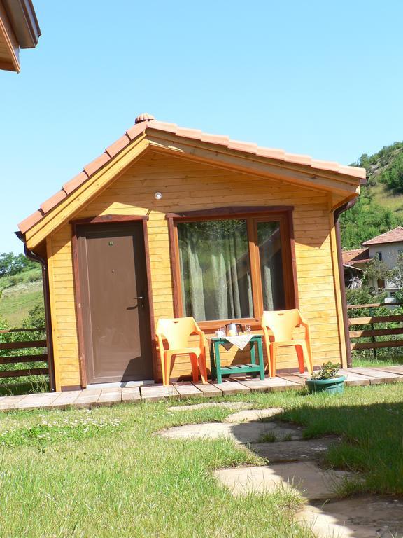 Вилно Селище Мировец Maluk Izvor  Exteriör bild